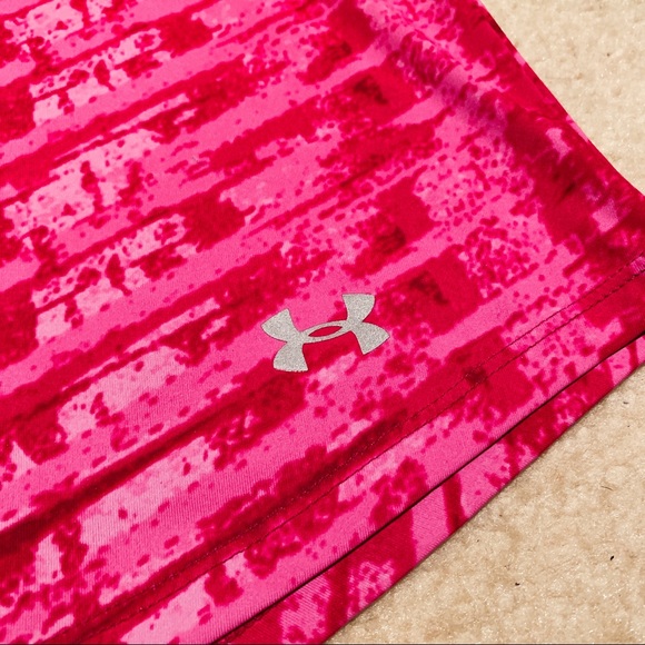 Under Armour Workout Tee - Picture 2 of 3